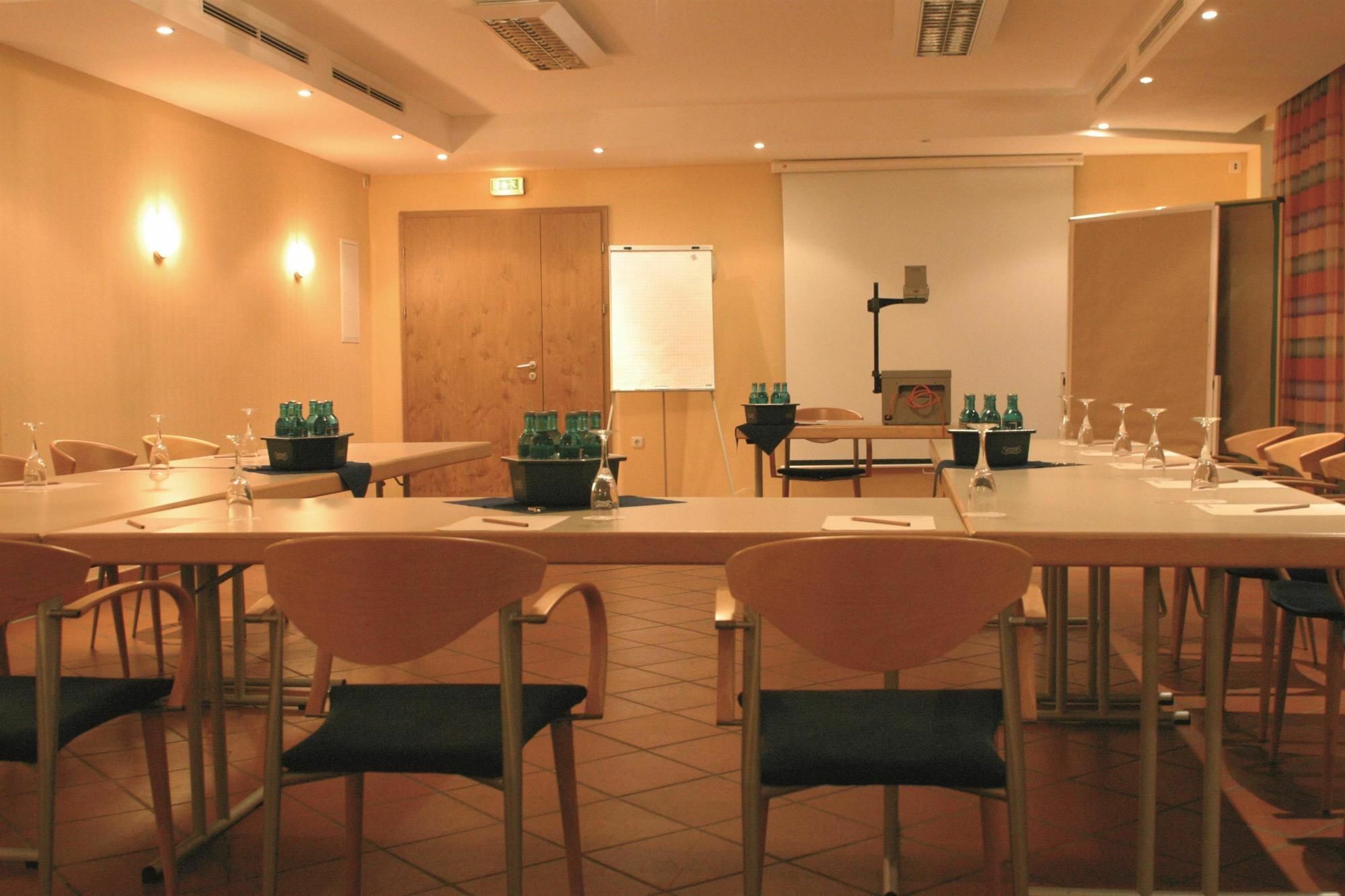 Best Western Hotel Riedstern Riedstadt Екстер'єр фото